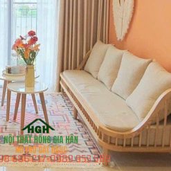 Ghế sofa nệm kết hợp gỗ màu trắng - HGH18105