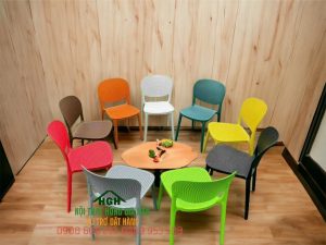 Bộ bàn ghế nhựa đúc xuất khẩu đẹp - HGH1512